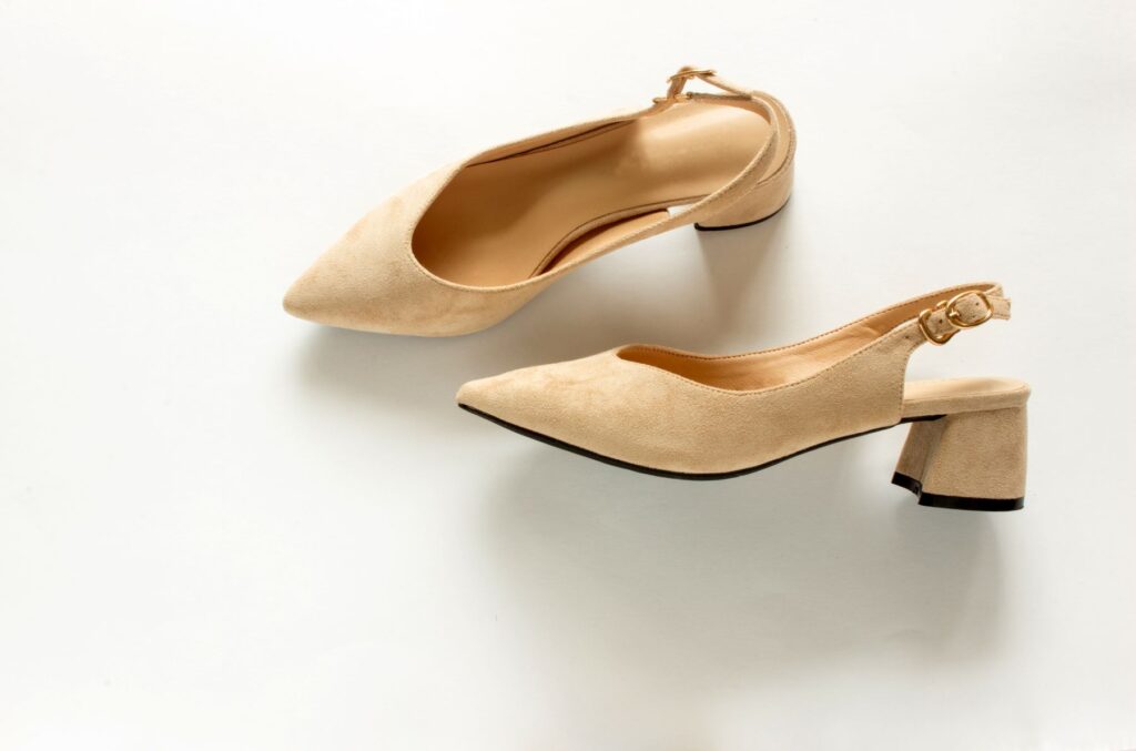 gros talon chaussure slingback