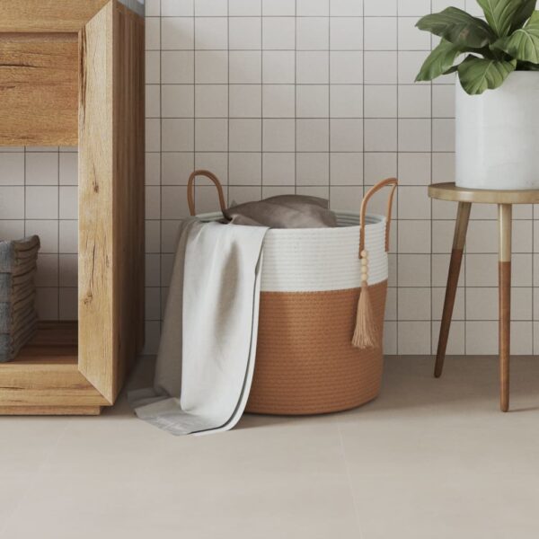Panier de rangement marron et blanc en coton avec ponpon – Image 3